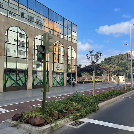 La Isleta Bonita - Palmas People