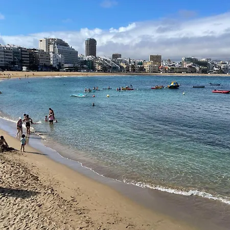 La Isleta Bonita By Palmas People