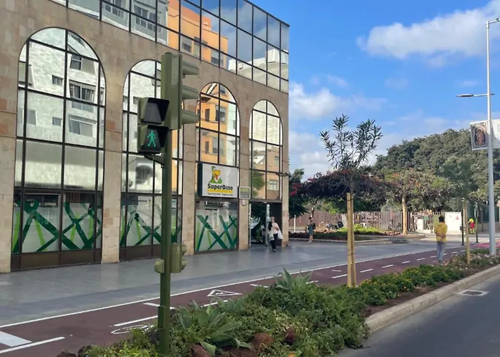 La Isleta Bonita By Palmas People