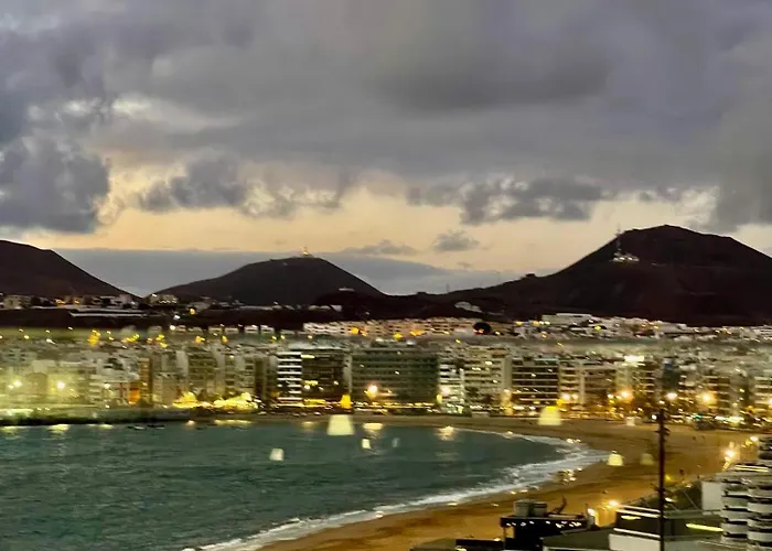 La Isleta Bonita - Palmas People