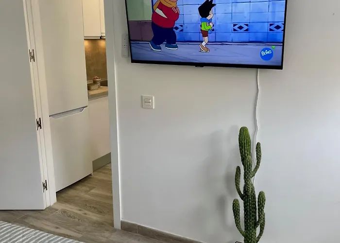 La Isleta Bonita By Palmas People